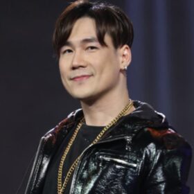 khánh phương b8